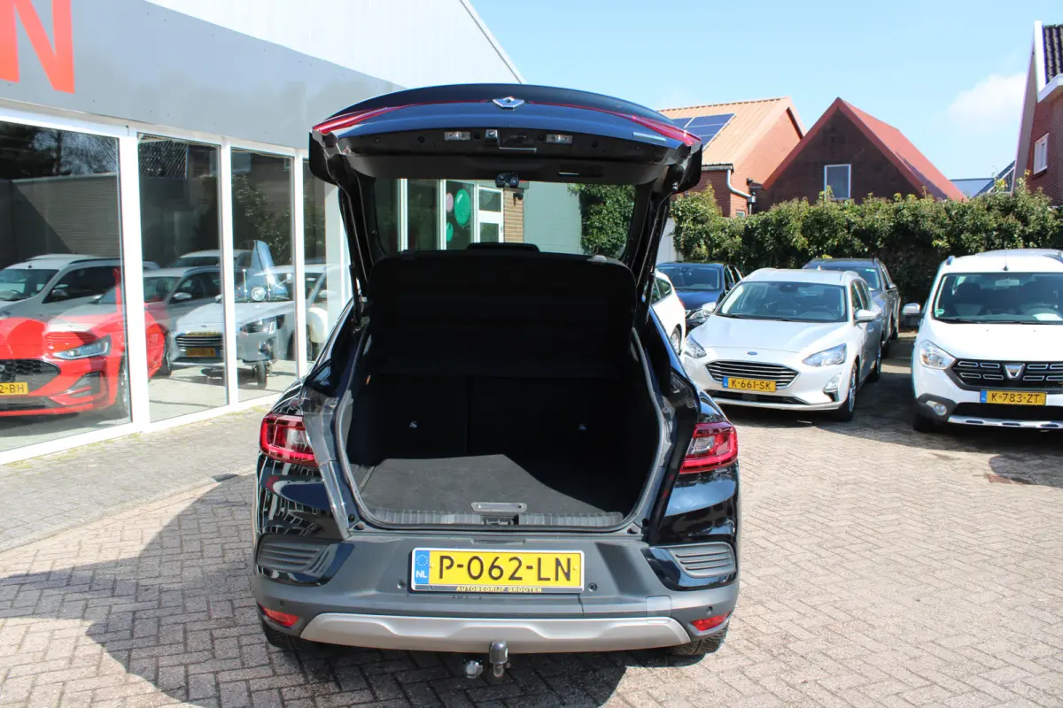 1.6 E-Tech Hybrid 145 Intens
