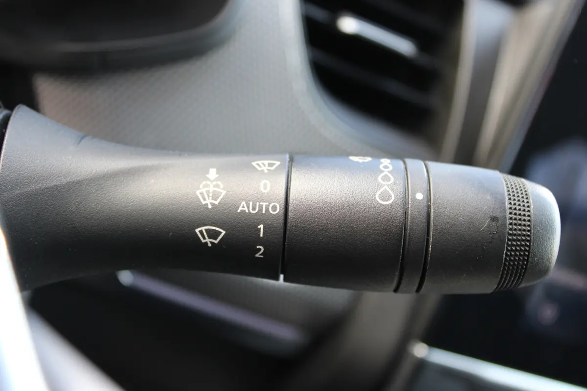 1.6 E-Tech Hybrid 145 Intens