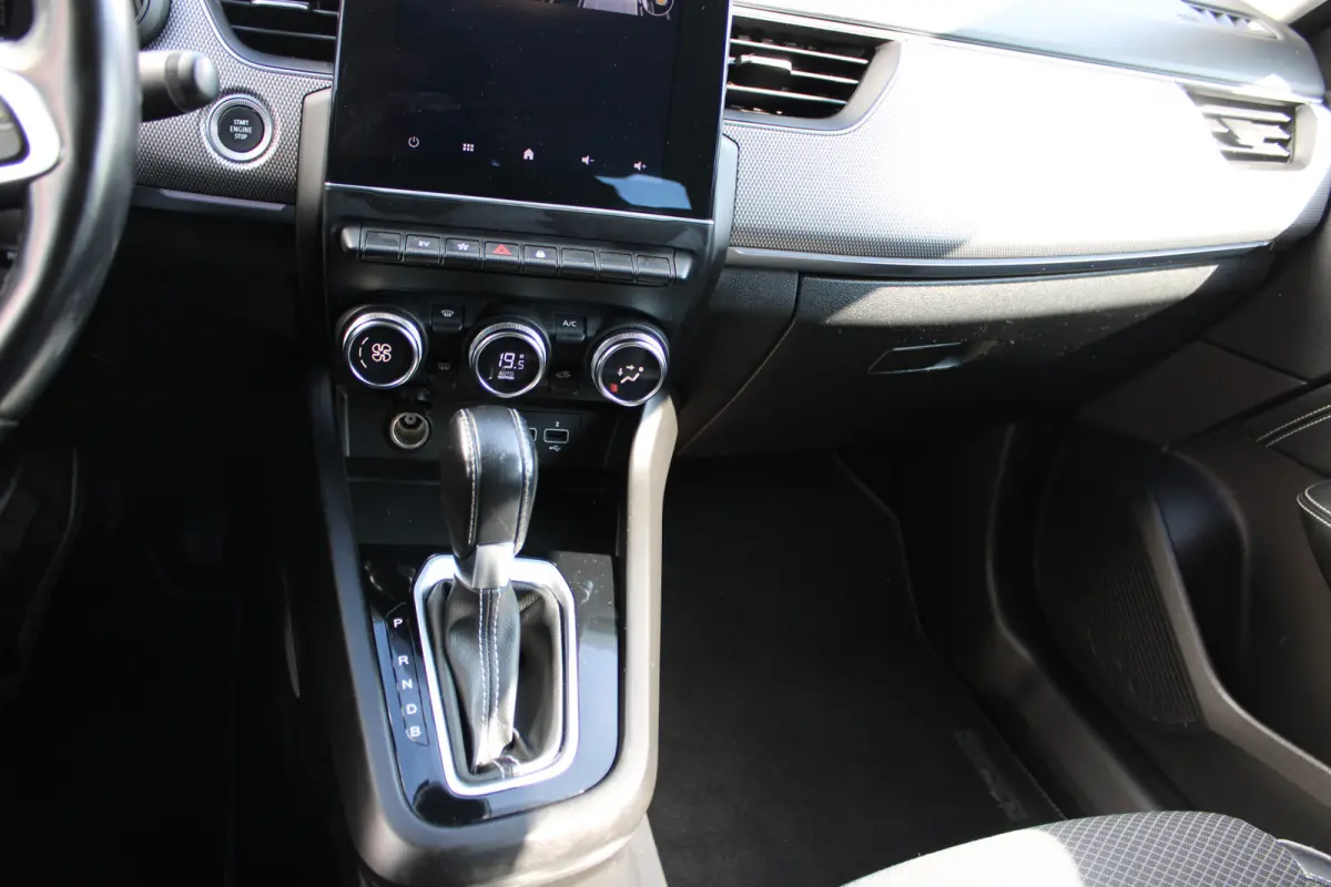 1.6 E-Tech Hybrid 145 Intens