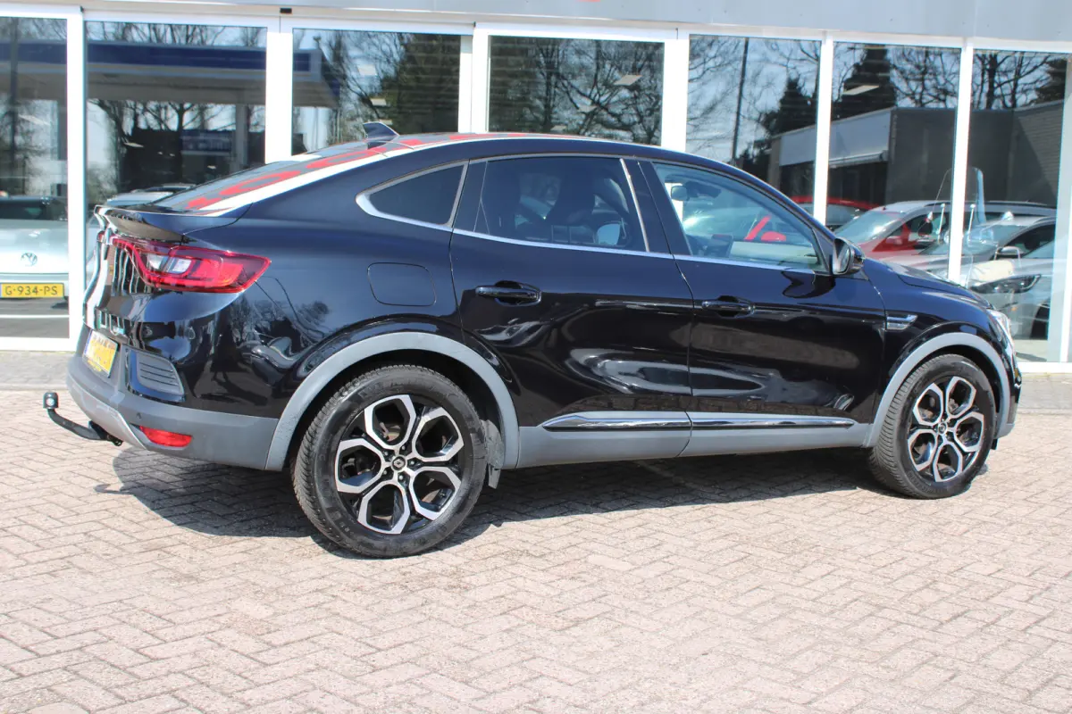 1.6 E-Tech Hybrid 145 Intens