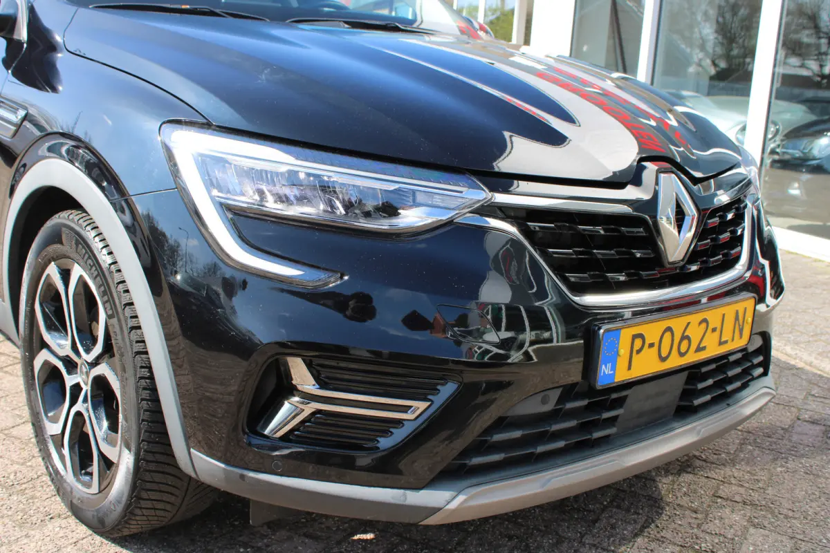 1.6 E-Tech Hybrid 145 Intens