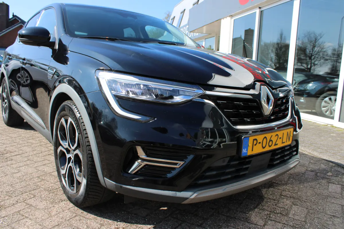 1.6 E-Tech Hybrid 145 Intens