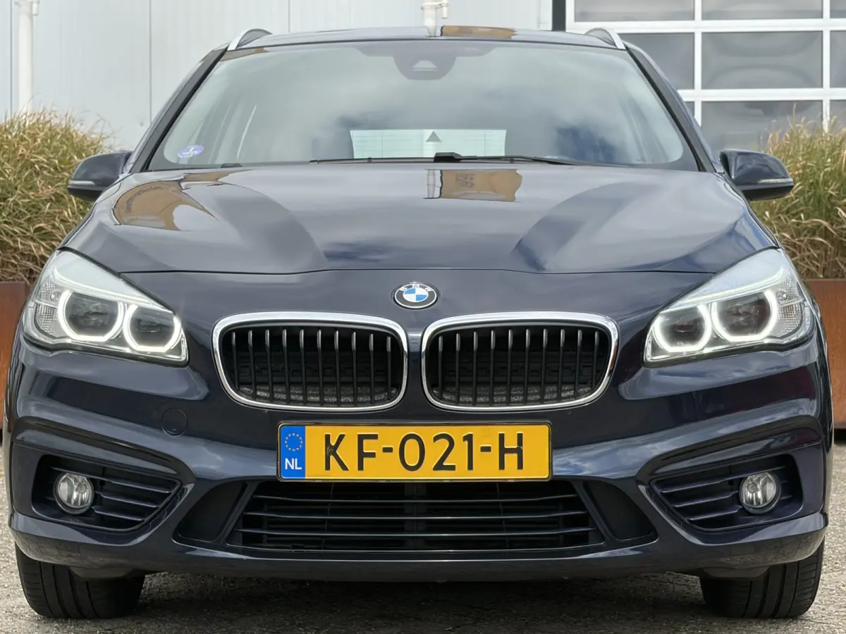 218i 7p. Centennial Executive 136pk | Bluetooth | Cruise control | LED koplampen | Navigatiesysteem | Parkeersensor achter | Rijdt fantastisch!