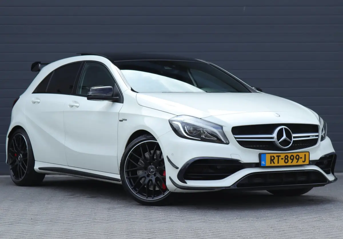 AMG 45 4MATIC / Schaalstoelen / Pano / Carplay