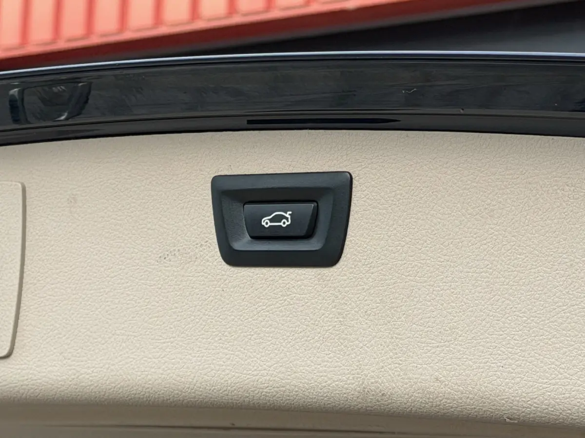 320i Carplay Camera Leer ACC DAP HUD DAB