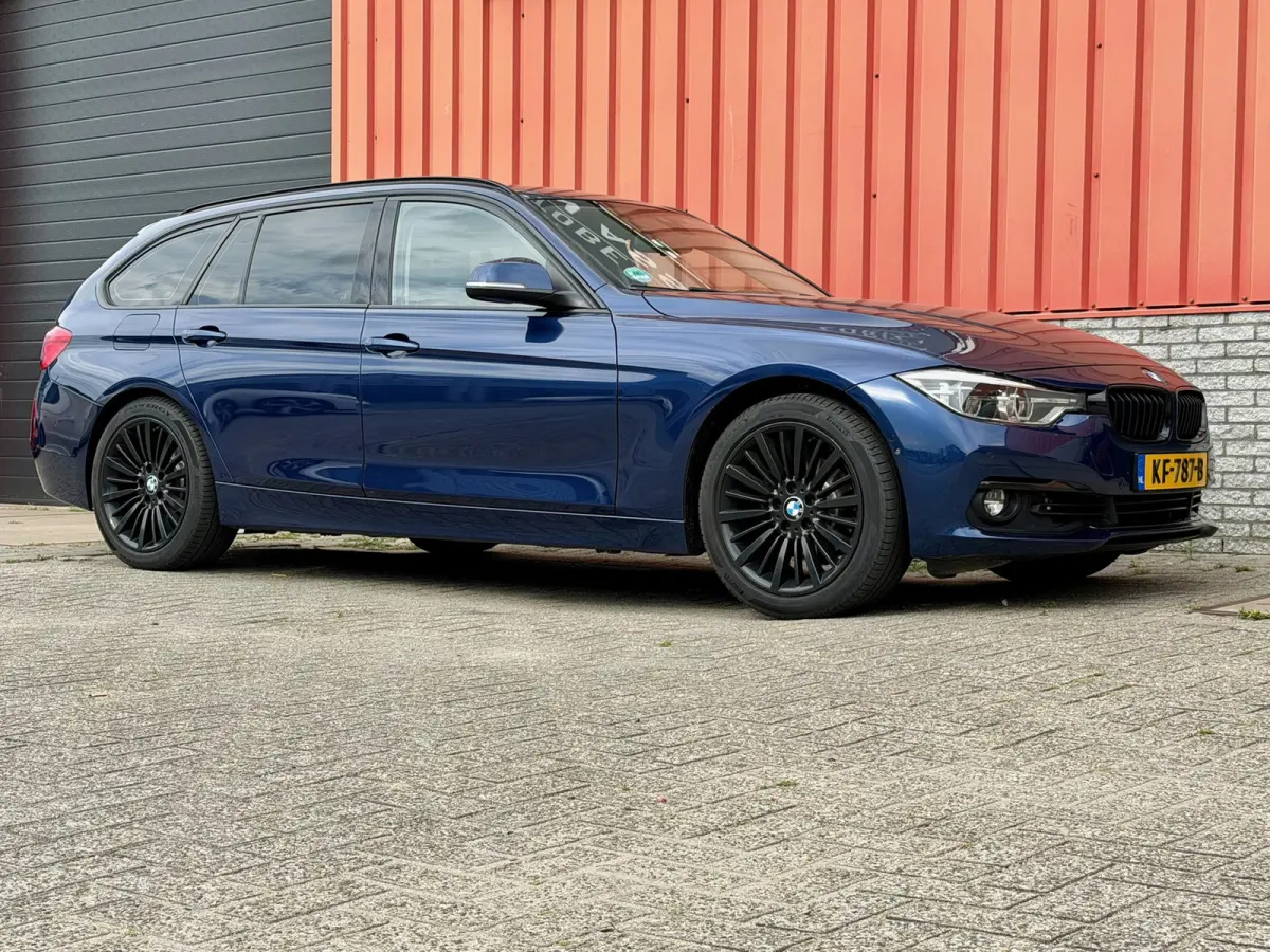 320i Carplay Camera Leer ACC DAP HUD DAB
