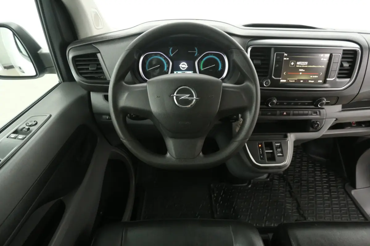 75 kWh L2H1 | Snelladen | SOH 88% | Airco | 3 Zits | Carplay | Cruise | Parkeersens.
