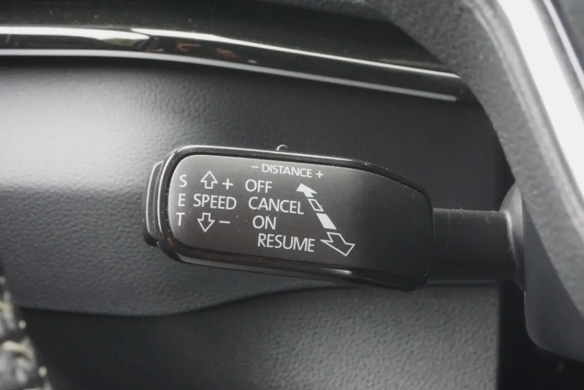 1.5 TSI ACT Sportline Business Camera/Navi/App-Connect!