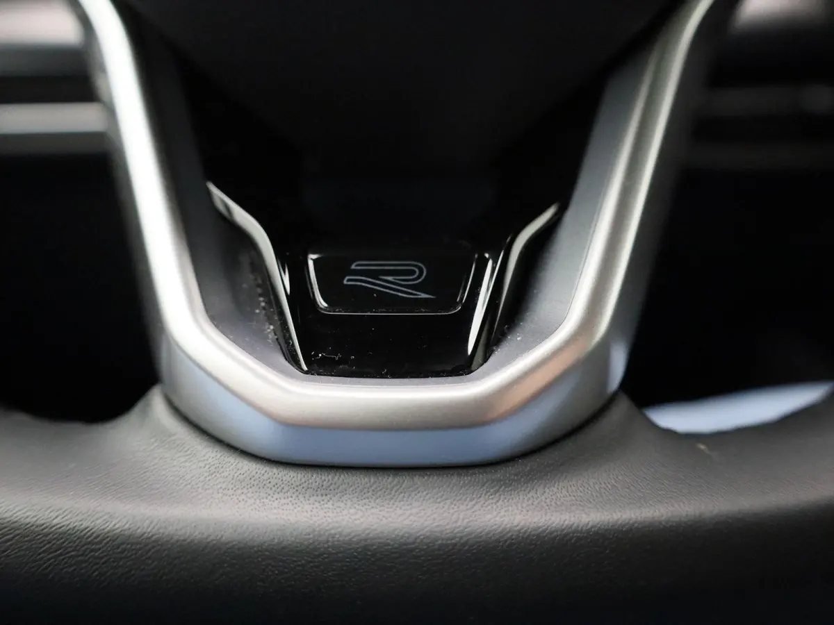1.5 eTSI R-Line Edition | 150 PK | Automaat | Navigatie | Carplay / Android Auto | Digital Cockpit
