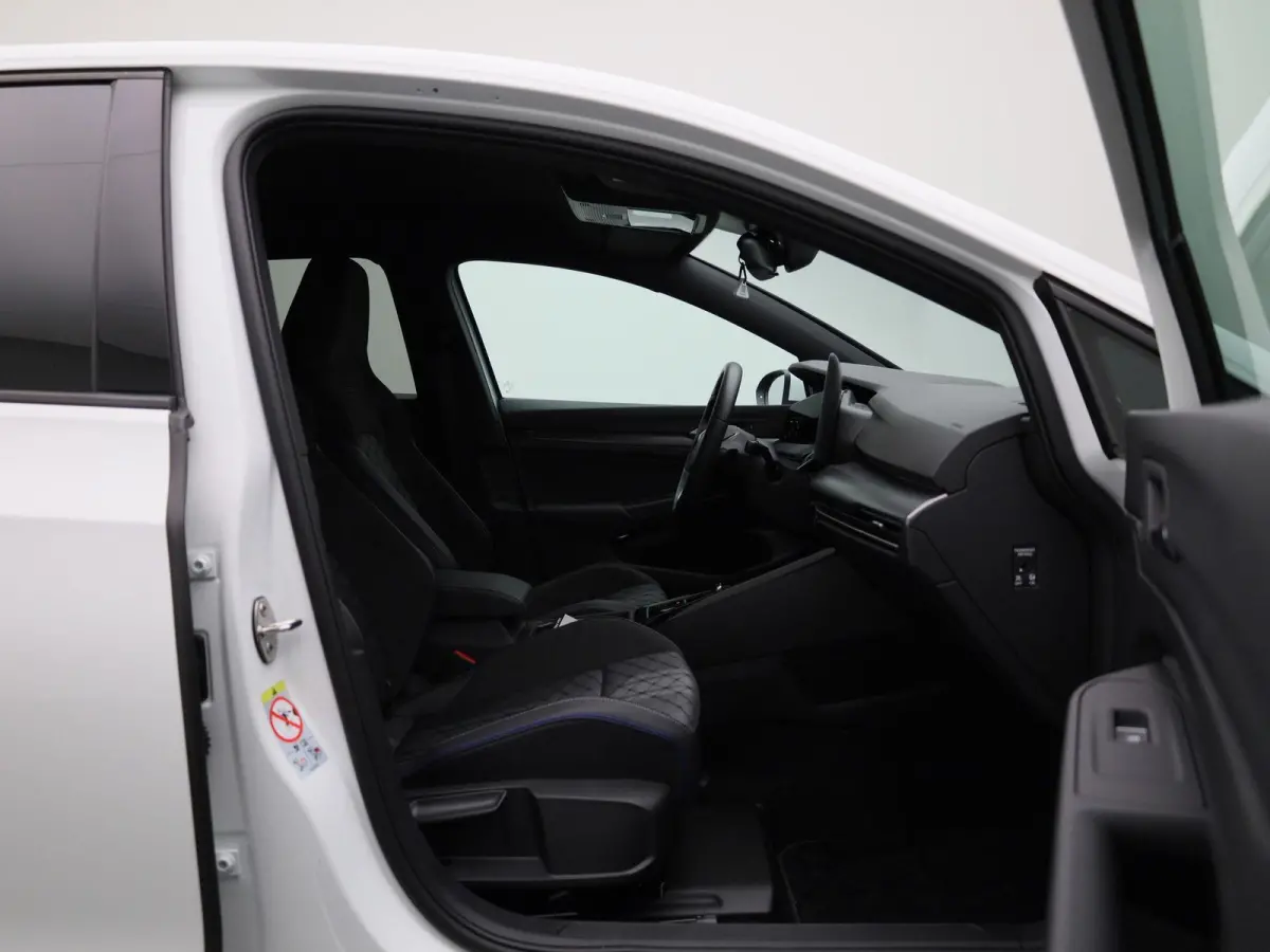 1.5 eTSI R-Line Edition | 150 PK | Automaat | Navigatie | Carplay / Android Auto | Digital Cockpit