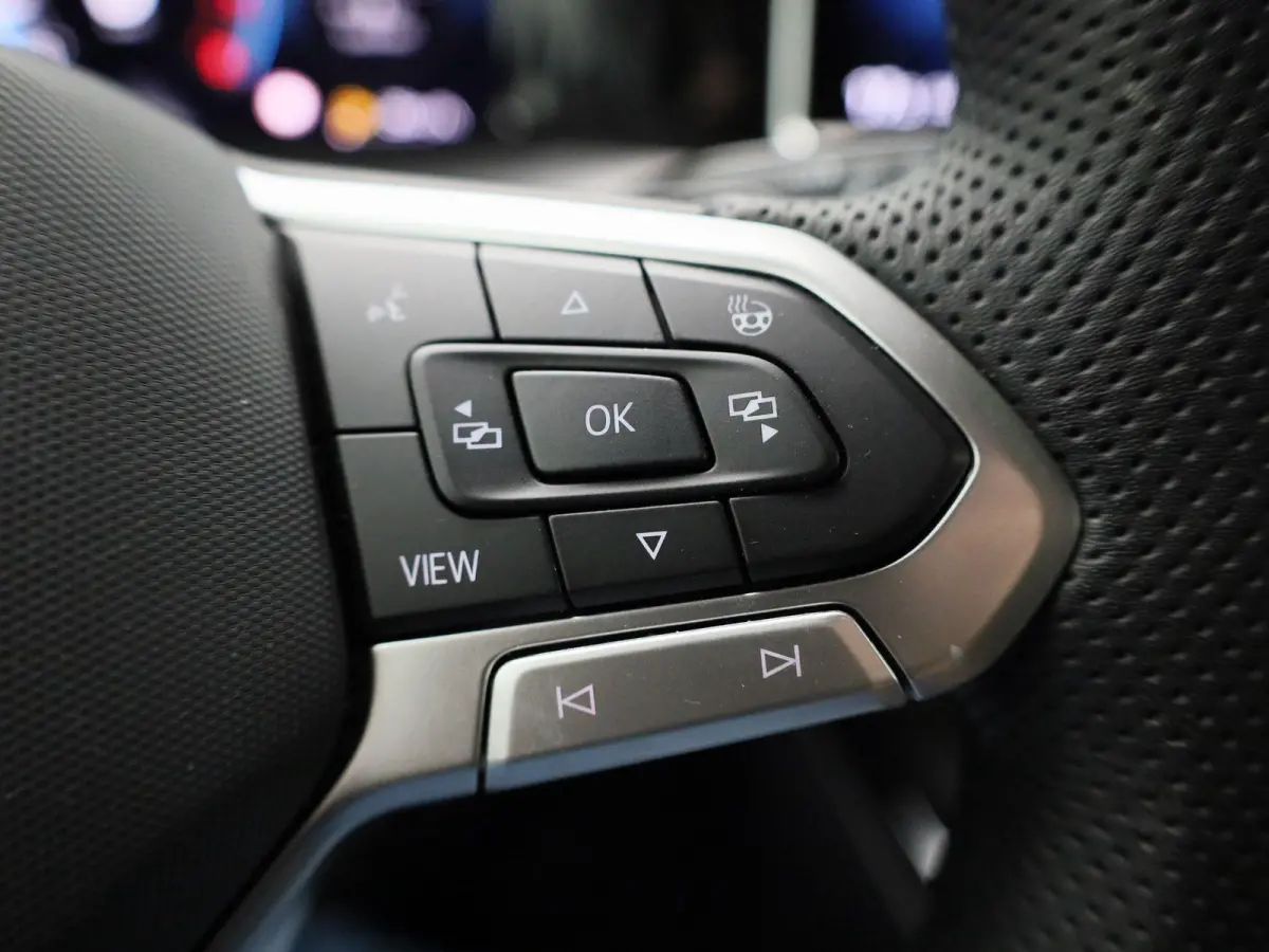 1.5 eTSI R-Line Edition | 150 PK | Automaat | Navigatie | Carplay / Android Auto | Digital Cockpit