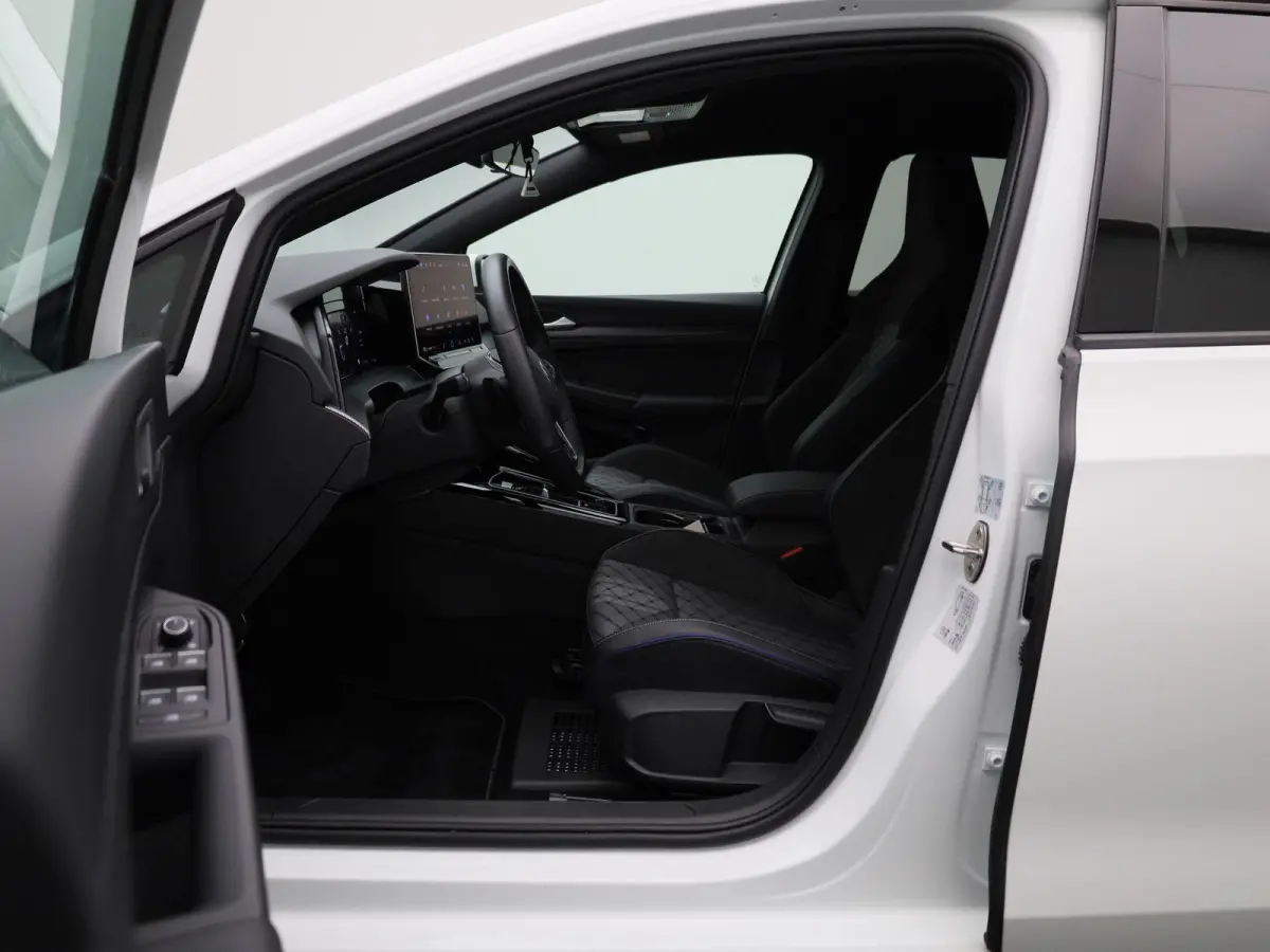 1.5 eTSI R-Line Edition | 150 PK | Automaat | Navigatie | Carplay / Android Auto | Digital Cockpit
