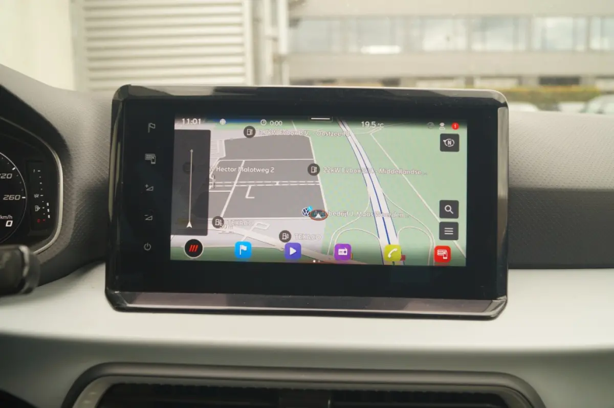 1.0 EcoTSI Style Business Intense -NAVI-ECC-PDC-DIGI-