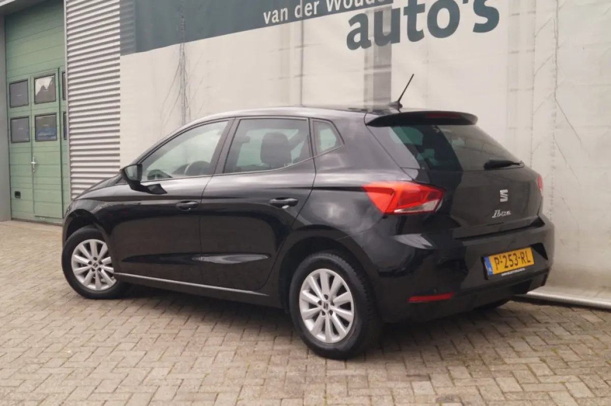 1.0 EcoTSI Style Business Intense -NAVI-ECC-PDC-DIGI-