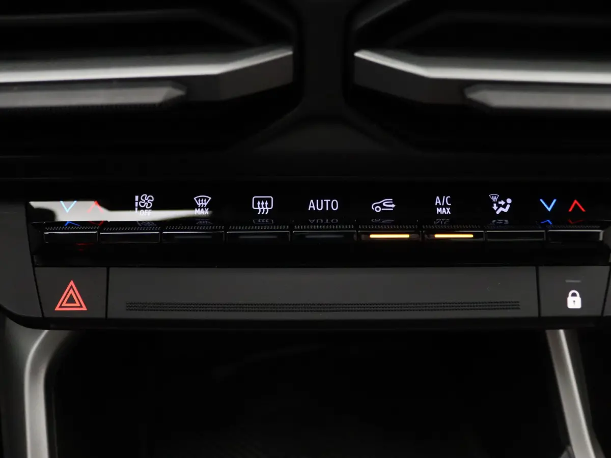 155pk Hybrid Limited Edition Apple Carplay/Android Auto | Climate