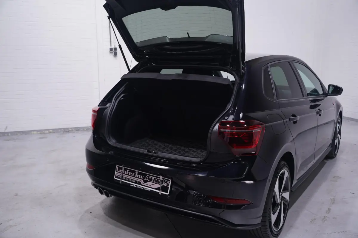 2.0 TSI GTI Apple Carplay IQ.Light Stoelverwarming Private glass ACC PDC V+A
