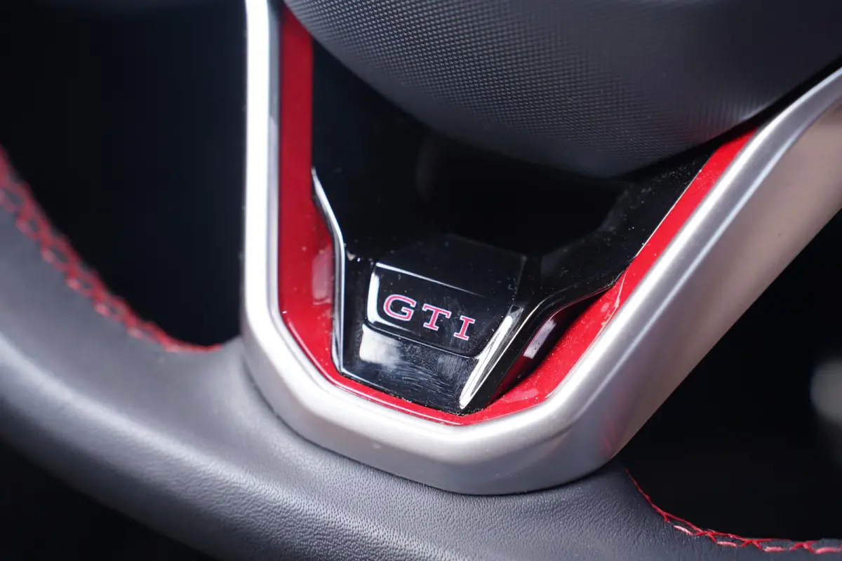 2.0 TSI GTI Apple Carplay IQ.Light Stoelverwarming Private glass ACC PDC V+A