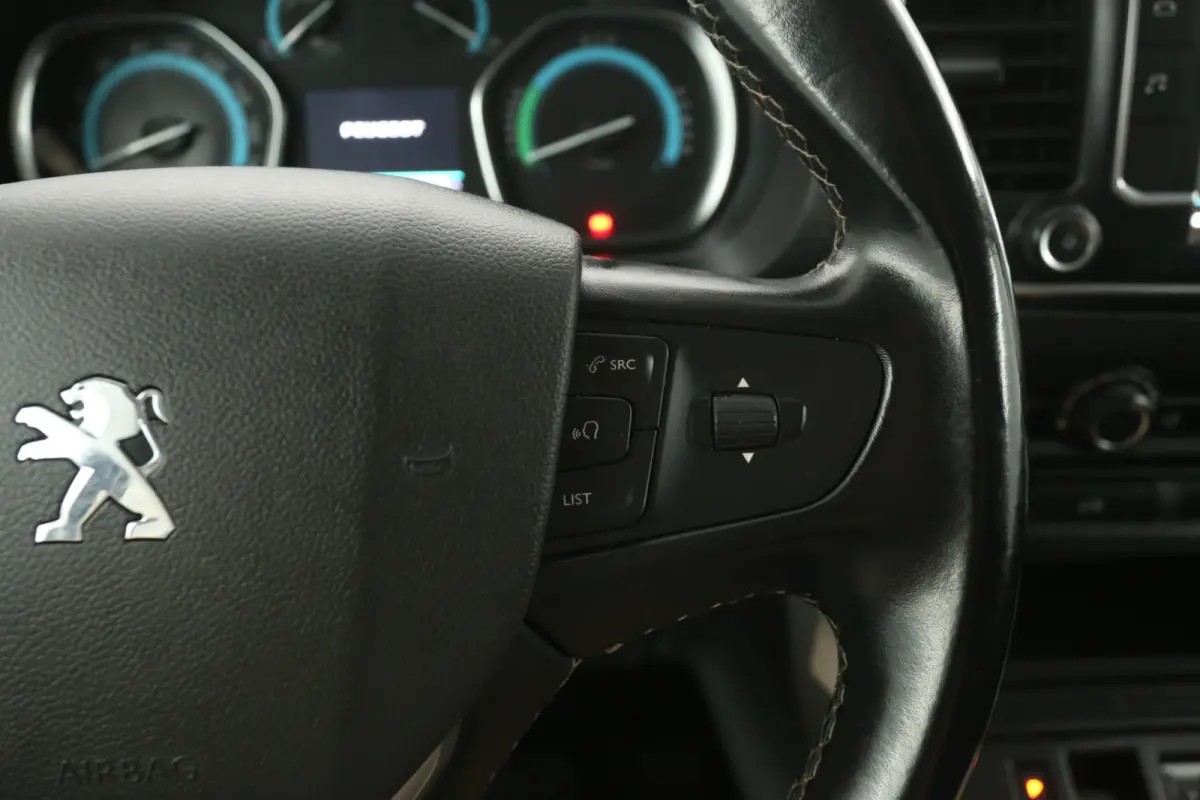 75 kWh L2H1 Long Range | Snelladen | SOH 89% | Airco | Cruise | Carplay | Parkeersens.