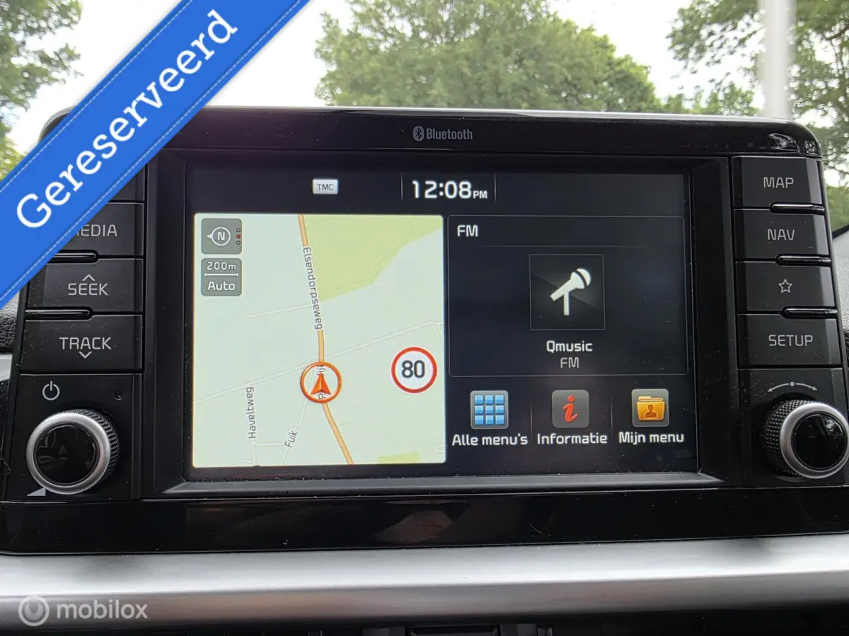 1.0 Navigator comfortplus Camera CarPlay Airco