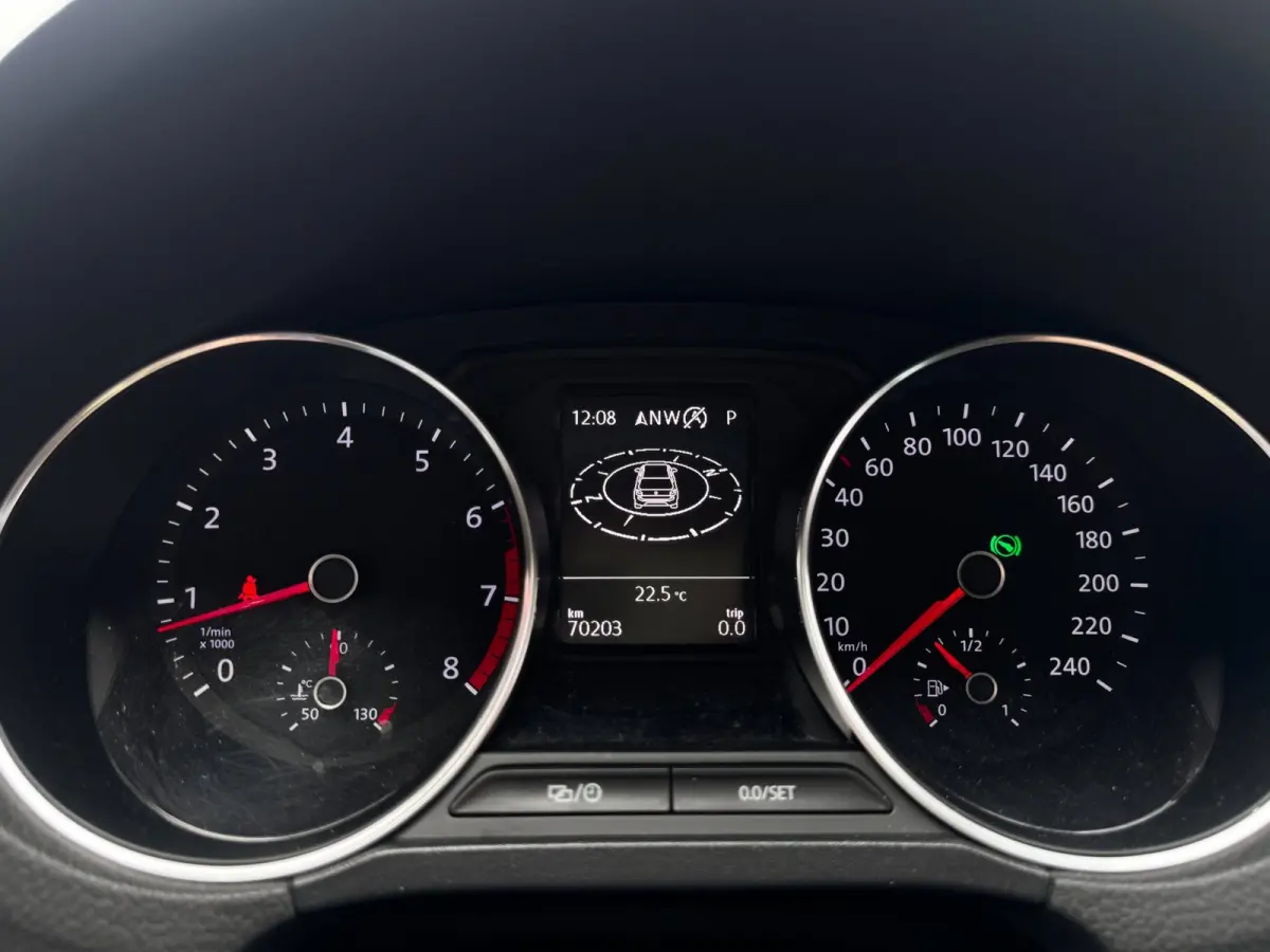 1.2 TSI Comfortline Business R-Line | Automaat | PDC voor + achter | Stoelverwarming | Climate control | Navigatie