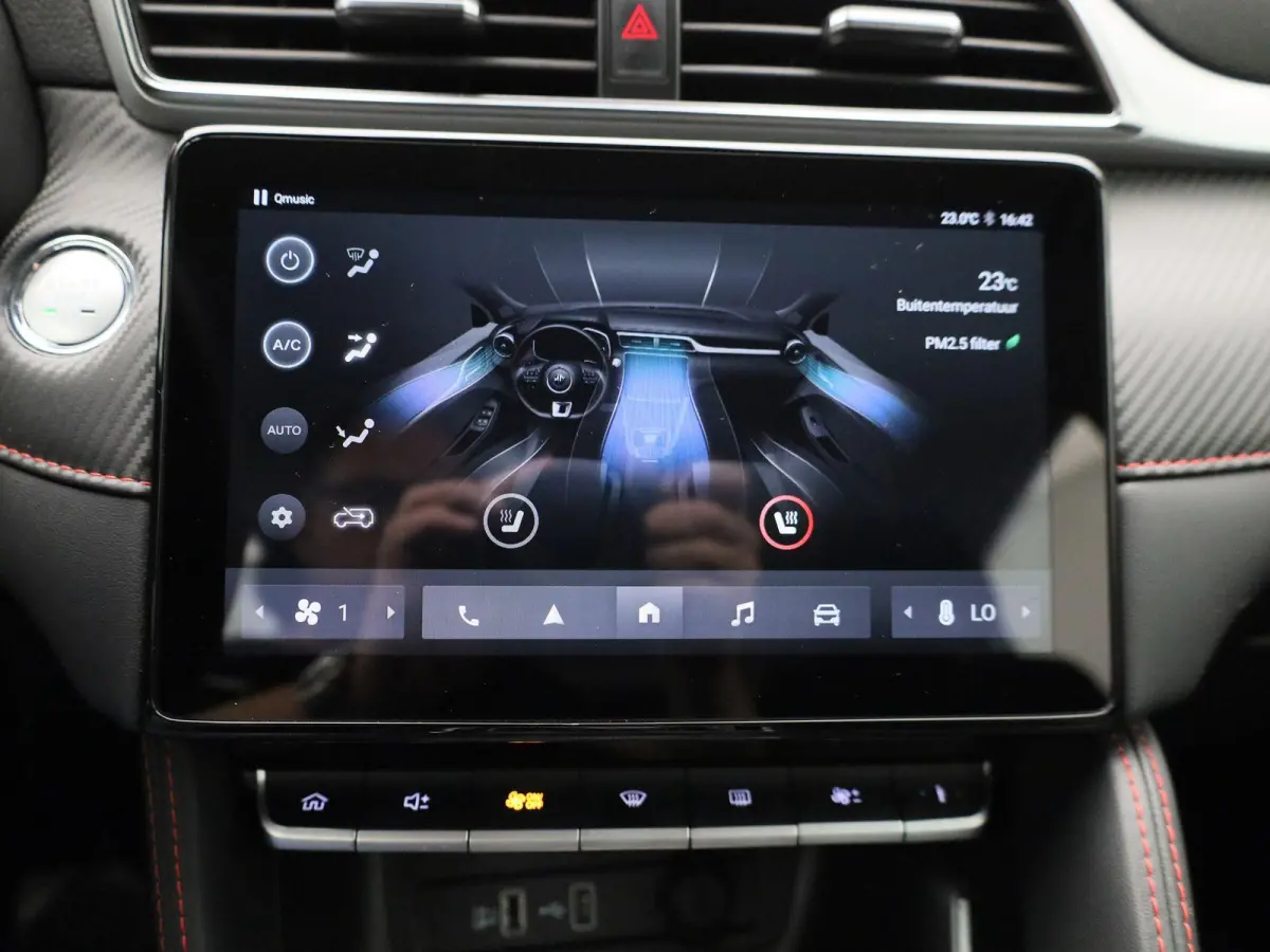MG EV Standard Range Comfort 50 kWh | SOH 88%| ACHTERUITRIJCAMERA | APPLE CARPLAY - ANDROID AUTO | KEYLESS | CLIMATE CONTROL | CRUISE CONTROL |