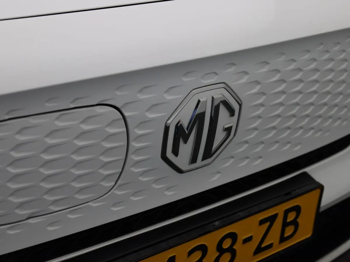 MG EV Standard Range Comfort 50 kWh | SOH 88%| ACHTERUITRIJCAMERA | APPLE CARPLAY - ANDROID AUTO | KEYLESS | CLIMATE CONTROL | CRUISE CONTROL |