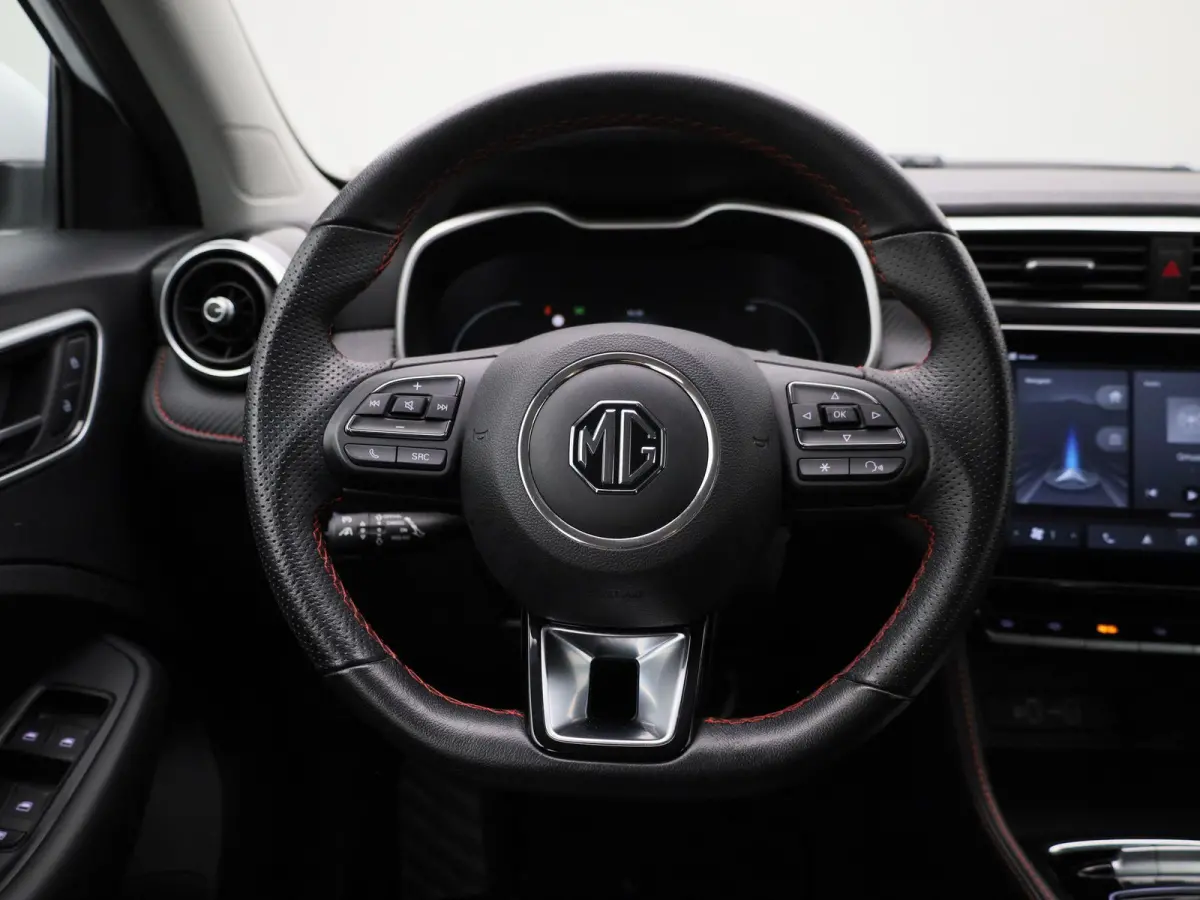 MG EV Standard Range Comfort 50 kWh | ACHTERUITRIJCAMERA | APPLE CARPLAY - ANDROID AUTO | KEYLESS | CLIMATE CONTROL | CRUISE CONTROL |