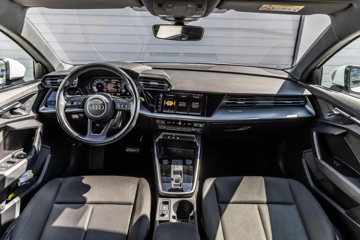 30 TFSI 110pk S-tronic Pro Line | Cruise control | Apple Carplay/Android Auto