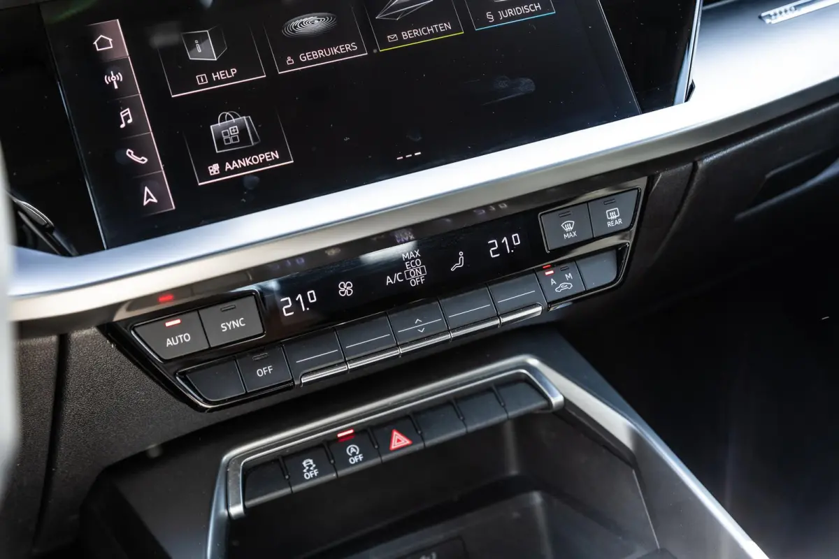 30 TFSI 110pk S-tronic Pro Line | Cruise control | Apple Carplay/Android Auto