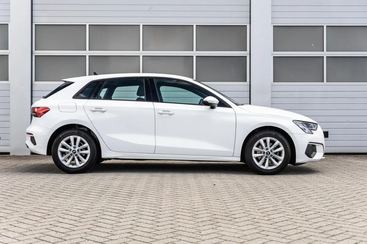 30 TFSI 110pk S-tronic Pro Line | Cruise control | Apple Carplay/Android Auto