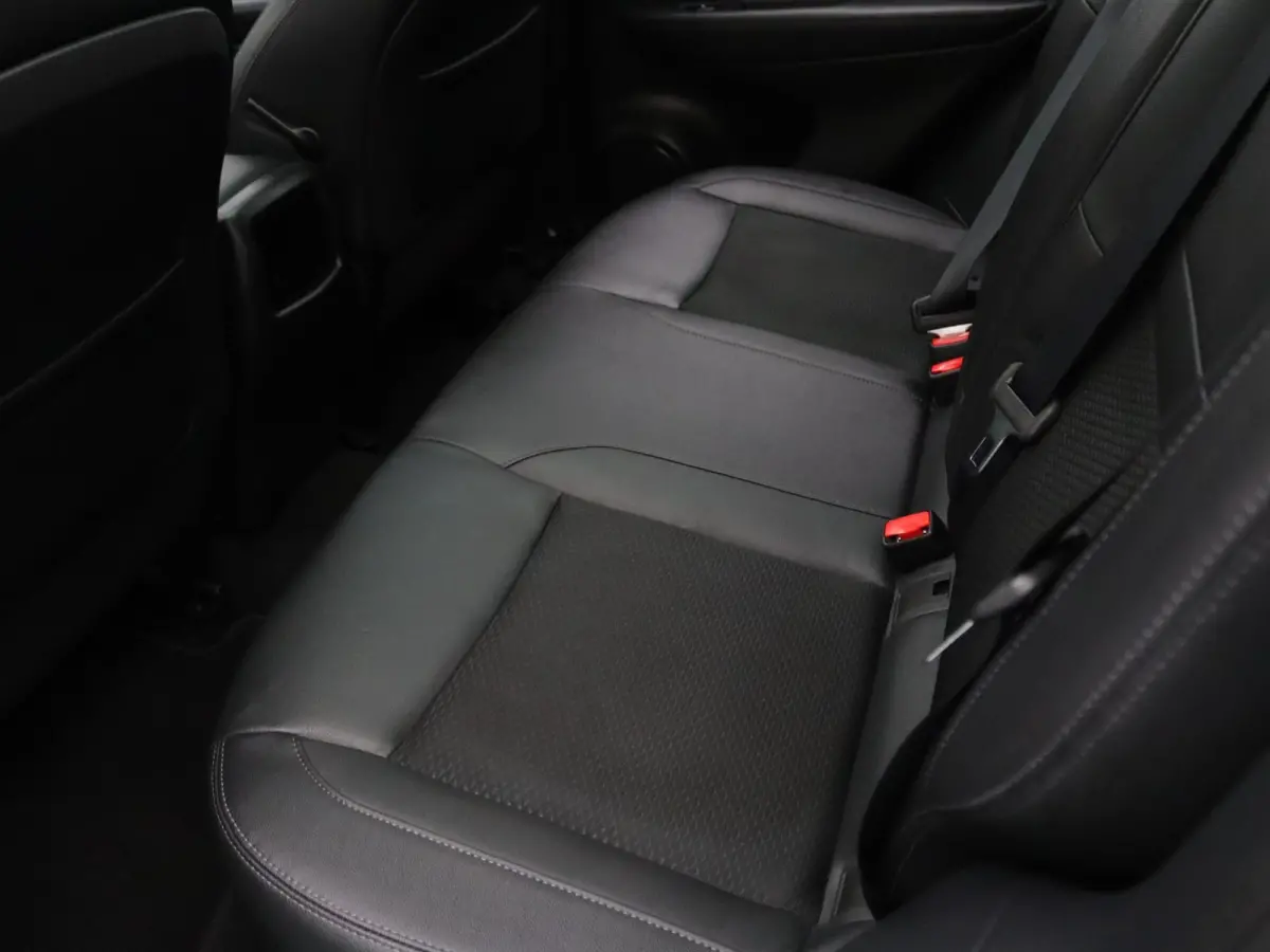 140pk DIG-T Tekna Apple Carplay/Android Auto | Trekhaak