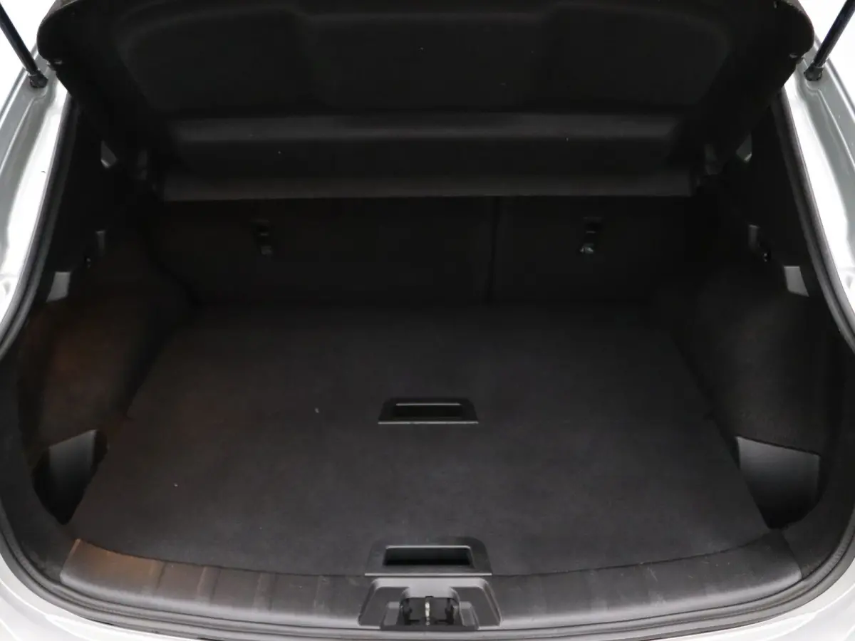 140pk DIG-T Tekna Apple Carplay/Android Auto | Trekhaak
