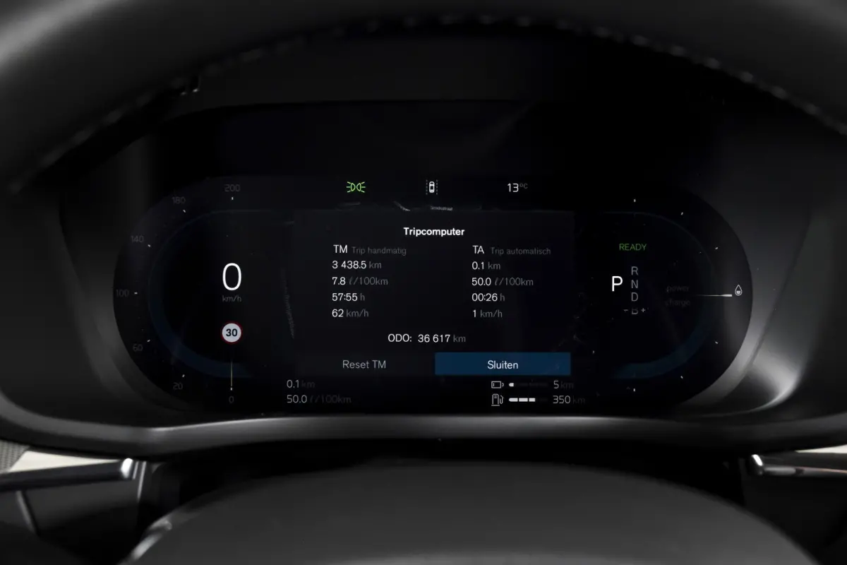 2.0 T6 Plug-in hybrid AWD Ultra Black Edition | S/K-Panodak | Elek. Trekhaak | Alarmklasse 3 | Dig. Cockpit | Adapt. Cruise | Memory Stoelen | Elek. Klep | Stoel-+stuurverw. | Camera | NAV+A