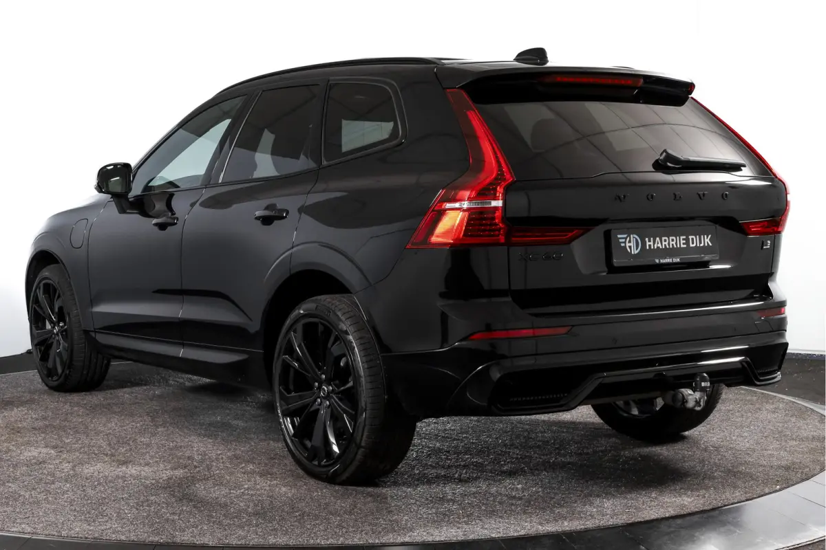2.0 T6 Plug-in hybrid AWD Ultra Black Edition | S/K-Panodak | Elek. Trekhaak | Alarmklasse 3 | Dig. Cockpit | Adapt. Cruise | Memory Stoelen | Elek. Klep | Stoel-+stuurverw. | Camera | NAV+A