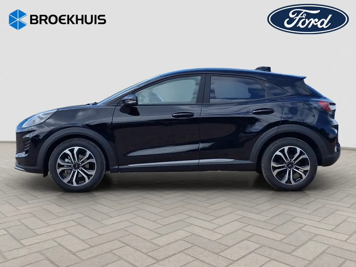 Titanium | WINTERPAKKET | ELEKTRISCHE ACHTERKLEP | CAMERA | CARPLAY DRAADLOOS | Achteruitrijcamera | Apple Carplay & Android Auto | Comfort-pakket