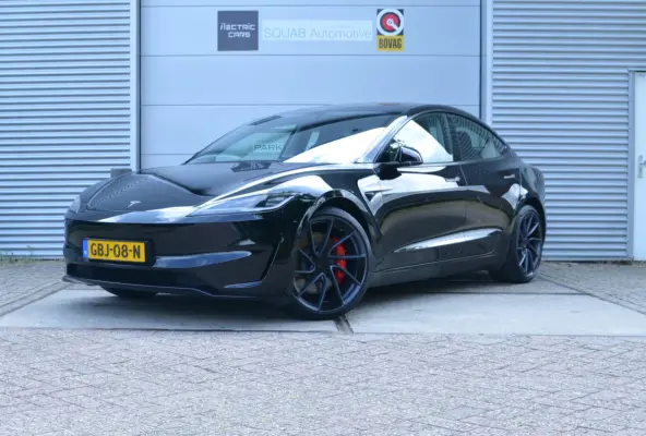Performance AWD 78 kWh Highland, Enhanced AutoPilot4.0 (twv 3.800,-), FSD 49,- pmnd