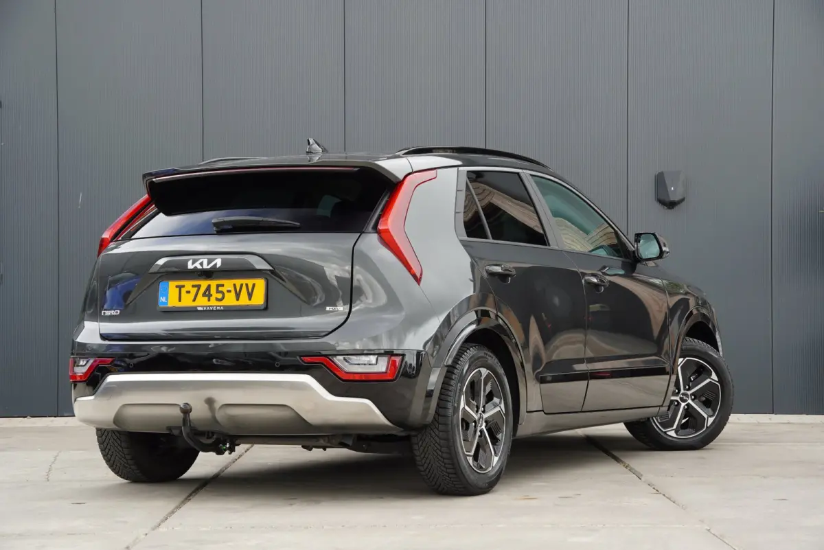1.6 GDi Hybrid DynamicPlusLine 2023 Stoelverwarming Leder Automaat SUV Adaptive cruise control Carplay Android Navigatie