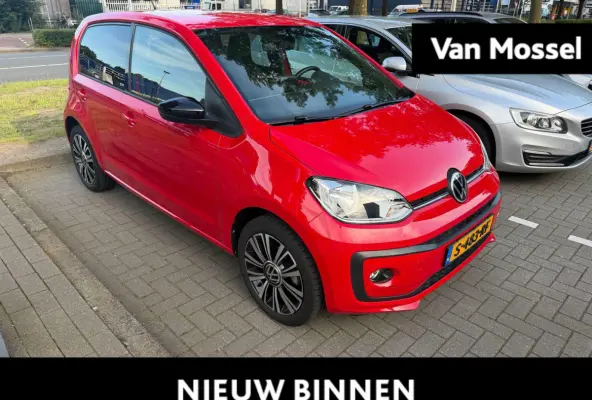 Up! 1.0 ACTIVE | 65 PK | Cruise Control | Stoelverwarming | Parkeercamera | Lichtmetalen Velgen
