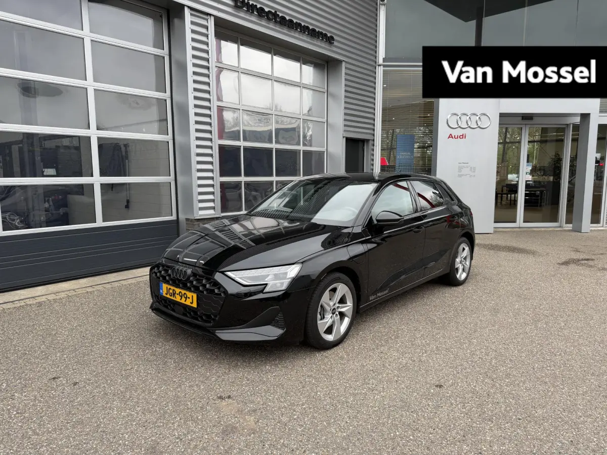 40 TFSI e S edition 204 PK l Adaptive cruise control l Airco l Navigatie l Stoelverwarming l Achteruitrijcamera l Audi sound system l Audi virtual cockpit plus l Licht- en regensensor l Appl