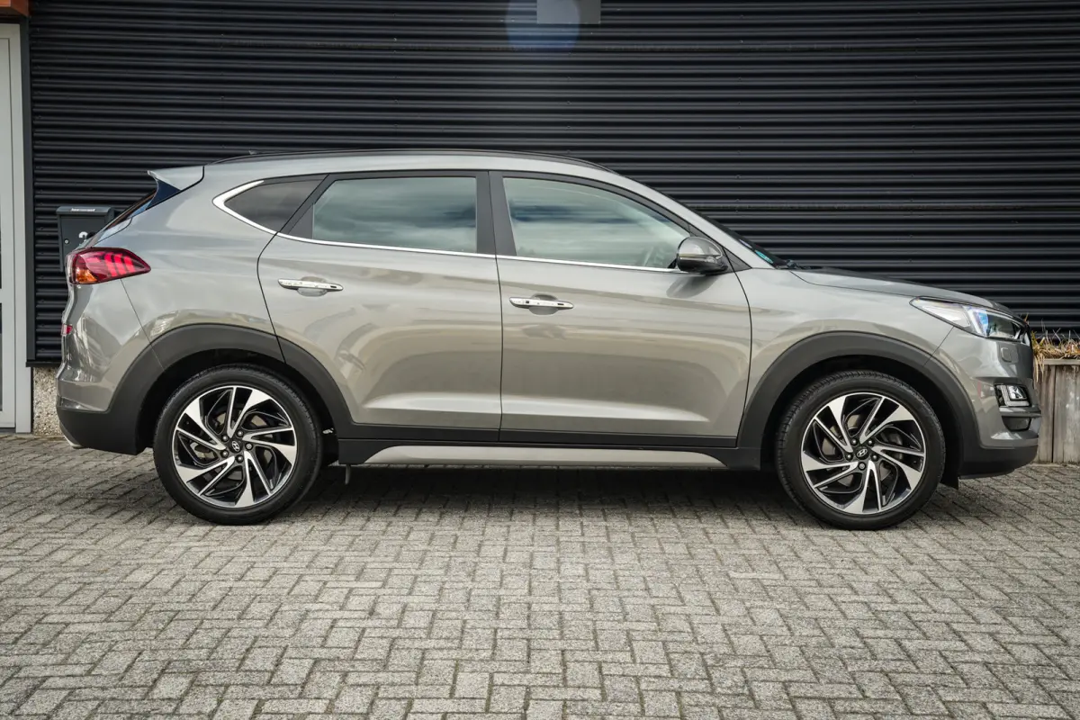 1.6 T-GDI Premium | ACC | Panorama | Navi | Leder | Trekhaak | Stoelventilatie | 360 camera | Org, NL! |