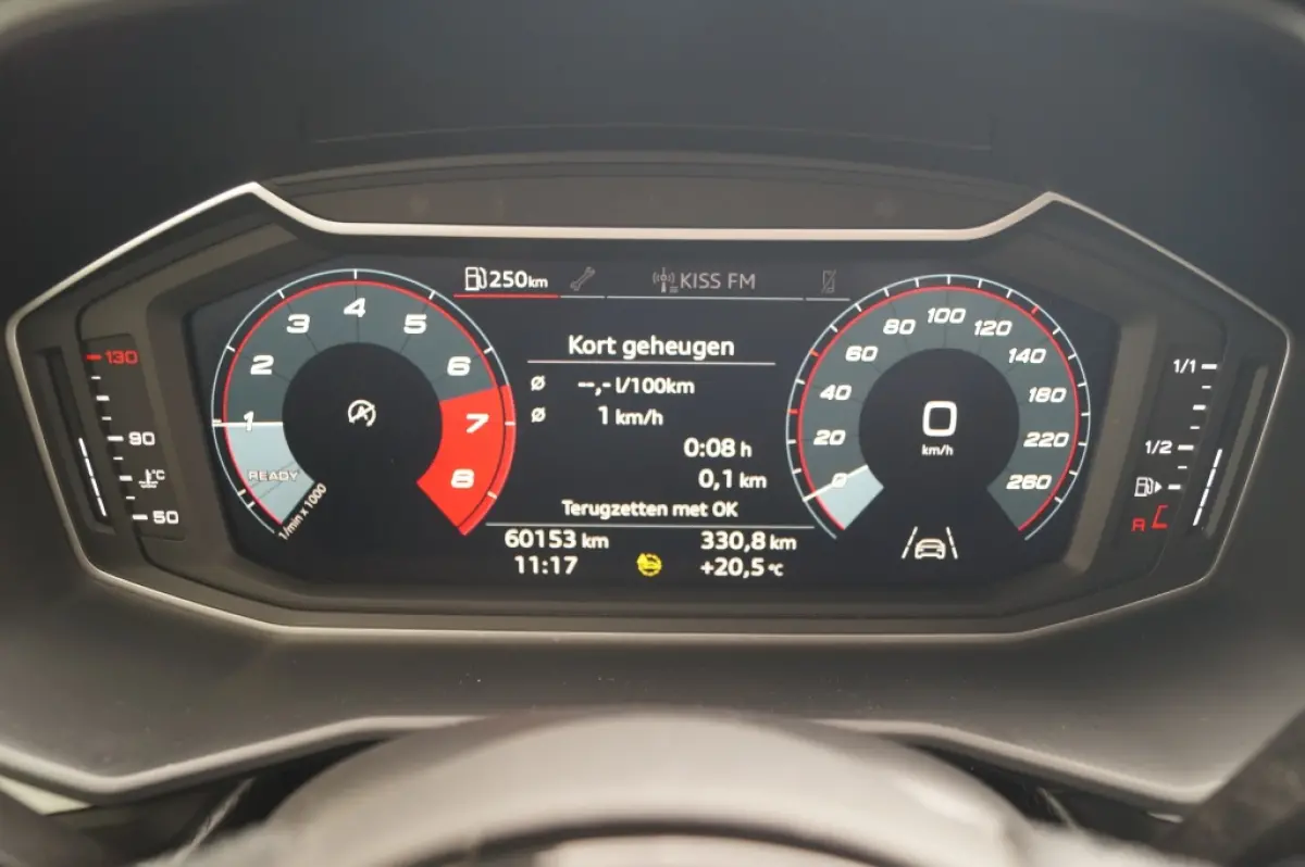 25 TFSI 95pk Epic Edition -AIRCO-CARPLAY-DIGI-DAB-