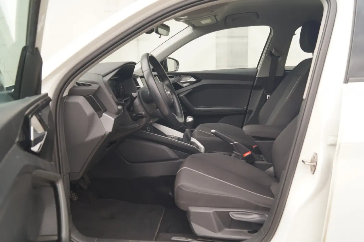 25 TFSI 95pk Epic Edition -AIRCO-CARPLAY-DIGI-DAB-