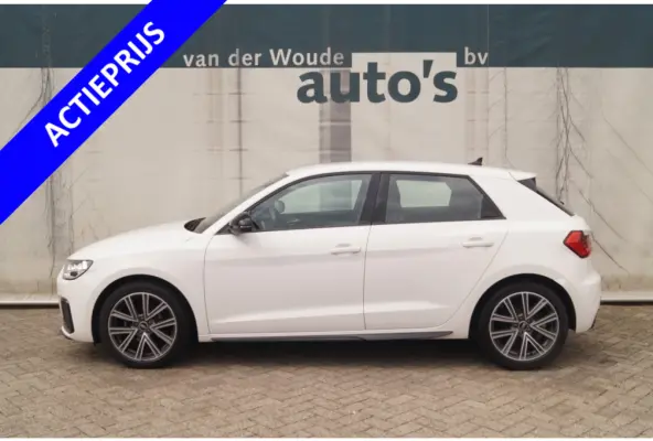 25 TFSI 95pk Epic Edition -AIRCO-CARPLAY-DIGI-DAB-