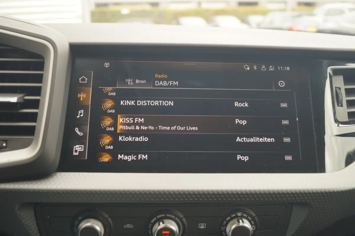25 TFSI 95pk Epic Edition -AIRCO-CARPLAY-DIGI-DAB-