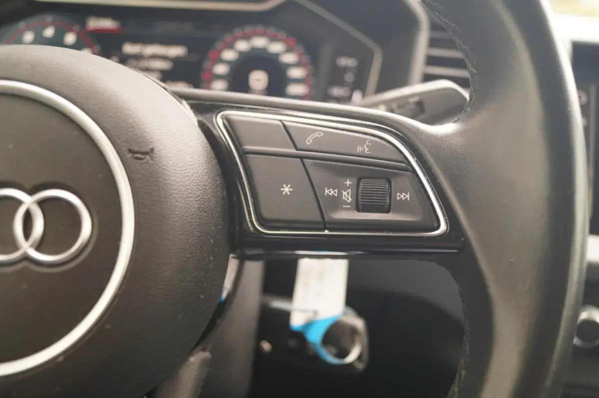 25 TFSI 95pk Epic Edition -AIRCO-CARPLAY-DIGI-DAB-