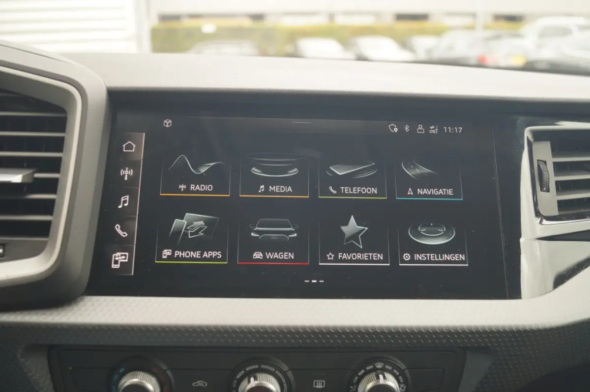 25 TFSI 95pk Epic Edition -AIRCO-CARPLAY-DIGI-DAB-