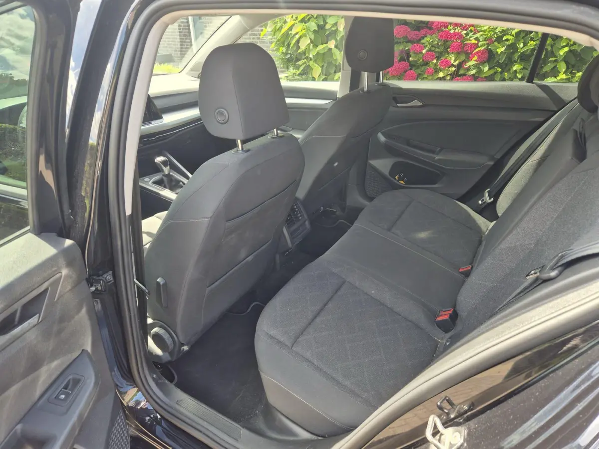1.0 TSI Life | 115 PK | Digital Cockpit | Carplay / Android Auto | Parkeersensoren