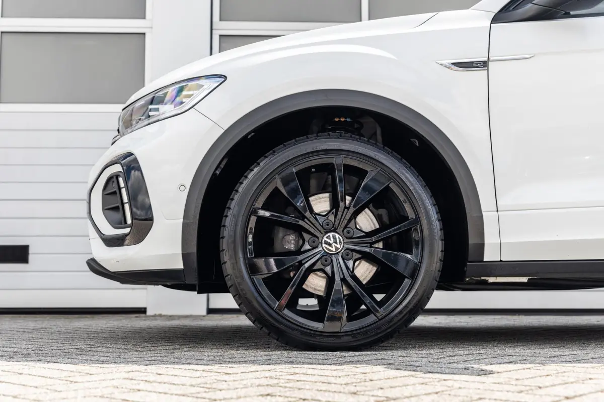 1.5 TSI 150pk DSG R-Line | Trekhaak | Stoelverwarming | Achteruitrijcamera | Navigatie | App Connect