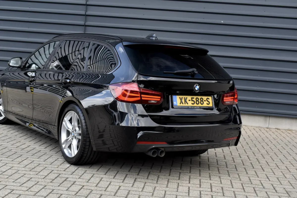 320i M Sport Shadow | Virtual Cockpit | Achteruitrijcamera | Groot Navi | HiFi |