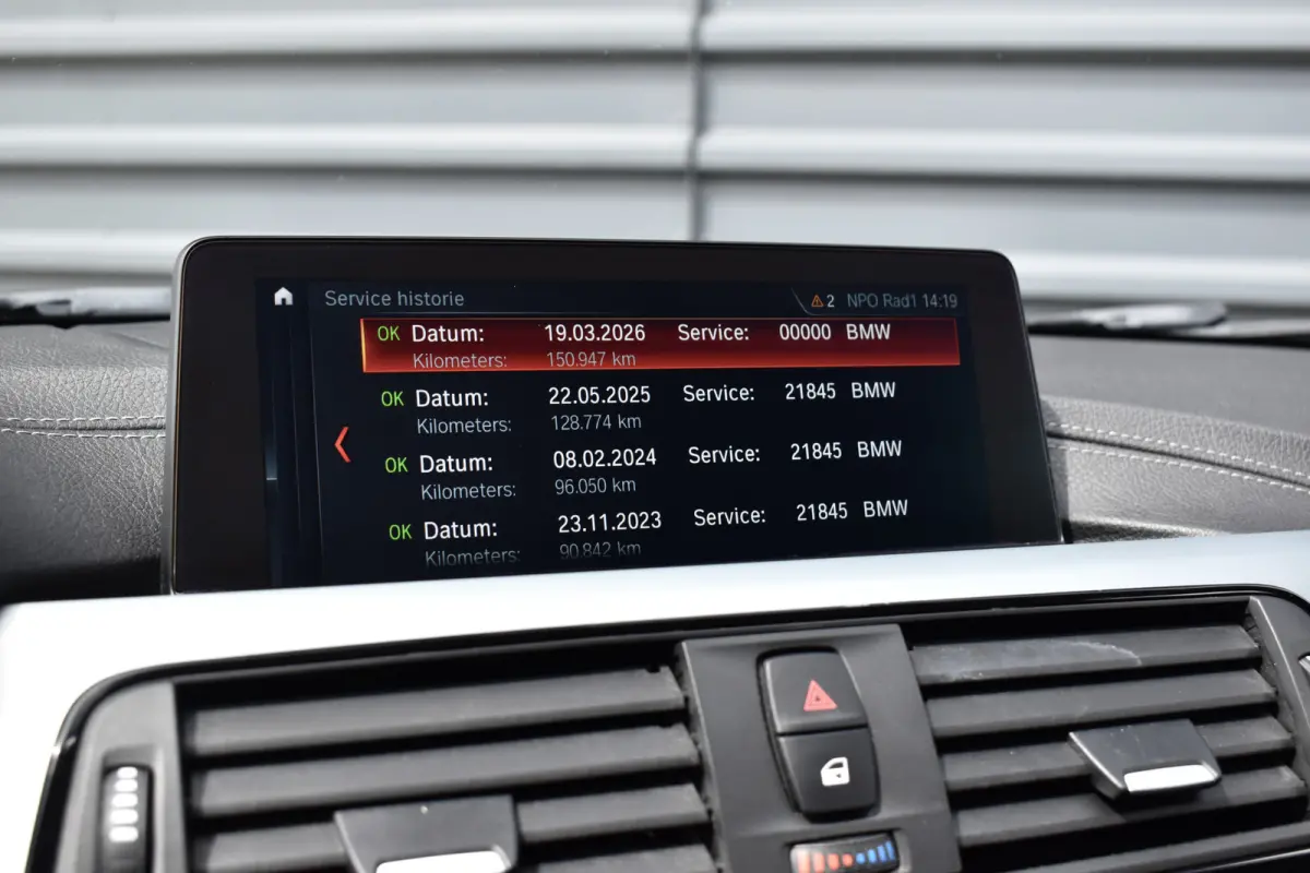 320i M Sport Shadow | Virtual Cockpit | Achteruitrijcamera | Groot Navi | HiFi |
